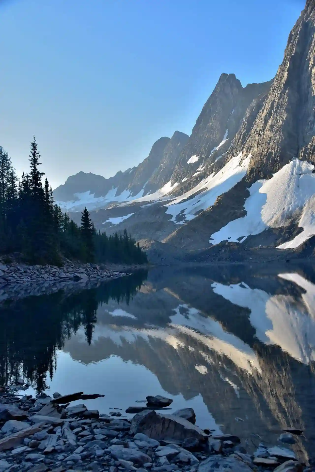 Floe Lake in den Kanadischen Rocky Mountains, Westkanada, fotografiert von Verena Schmidt für den Wanderführer und die Vorträge