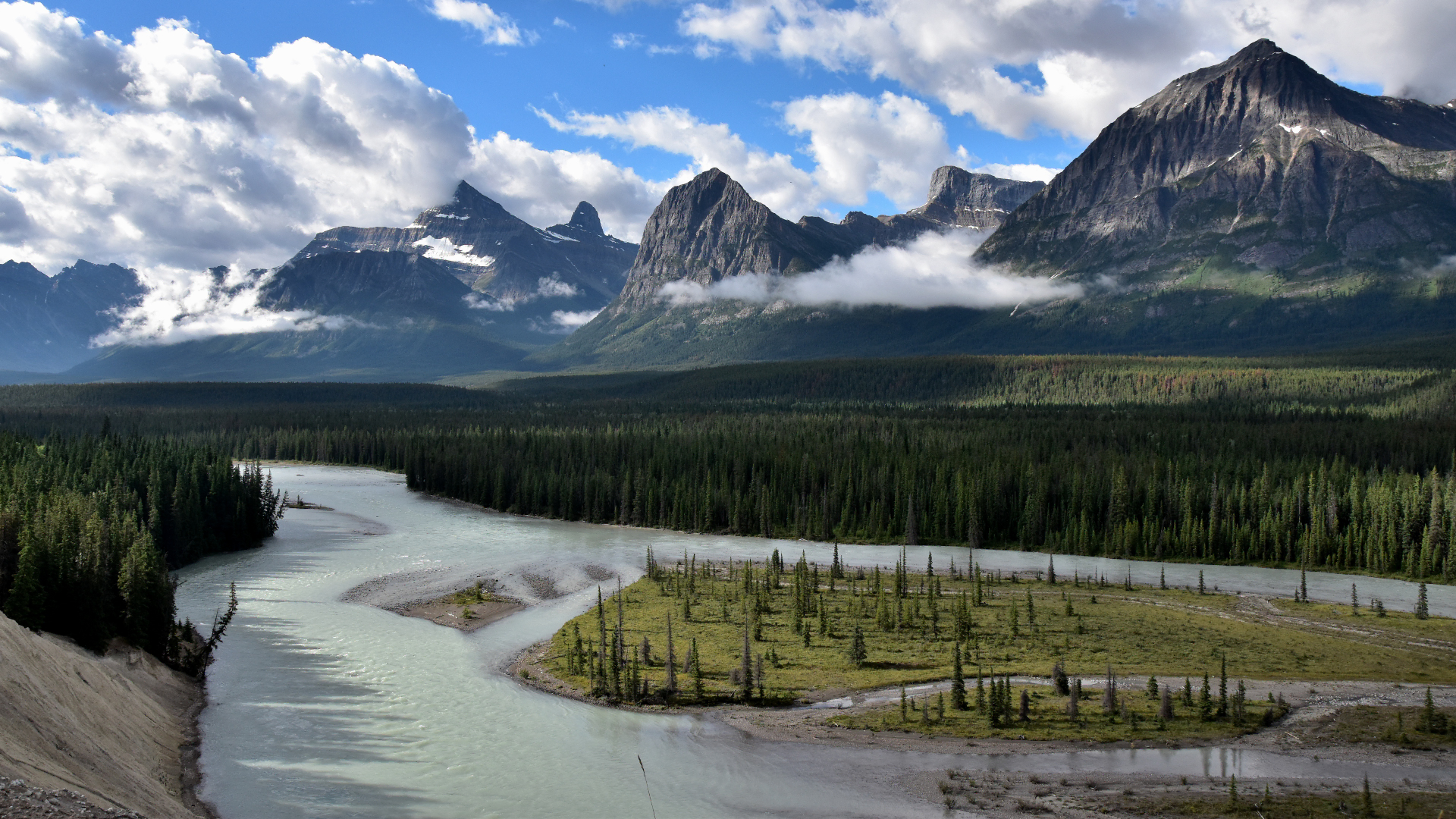Athabaca River, fotografiert von Verena Schmidt auf ihrer Reise 2 Sommer in den kanadischen Rockies